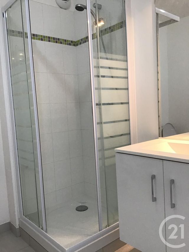 Studio à vendre - 1 pièce - 25.35 m2 - COURSEULLES SUR MER - 14 - BASSE-NORMANDIE - Century 21 Ronco Immobilier Studio à vendre - 1 pièce - 25.35 m2 - COURSEULLES SUR MER - 14 - BASSE-NORMANDIE - Century 21 Ronco Immobilier