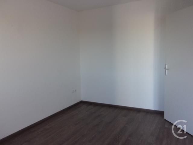 Appartement F2 à vendre - 2 pièces - 42.6 m2 - COURSEULLES SUR MER - 14 - BASSE-NORMANDIE - Century 21 Ronco Immobilier Appartement F2 à vendre - 2 pièces - 42.6 m2 - COURSEULLES SUR MER - 14 - BASSE-NORMANDIE - Century 21 Ronco Immobilier