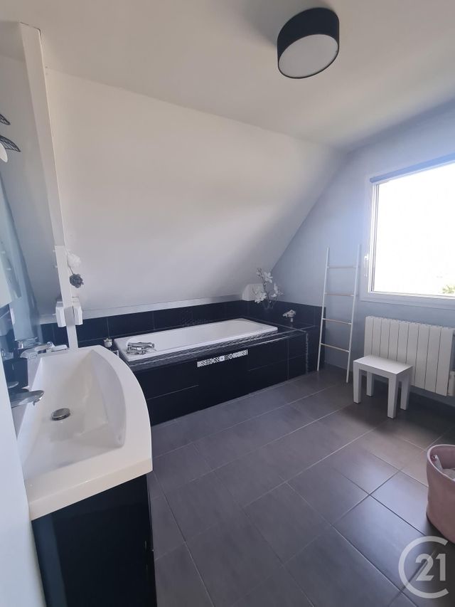 maison à vendre - 8 pièces - 170.0 m2 - PONTS SUR SEULLES - 14 - BASSE-NORMANDIE - Century 21 Ronco Immobilier