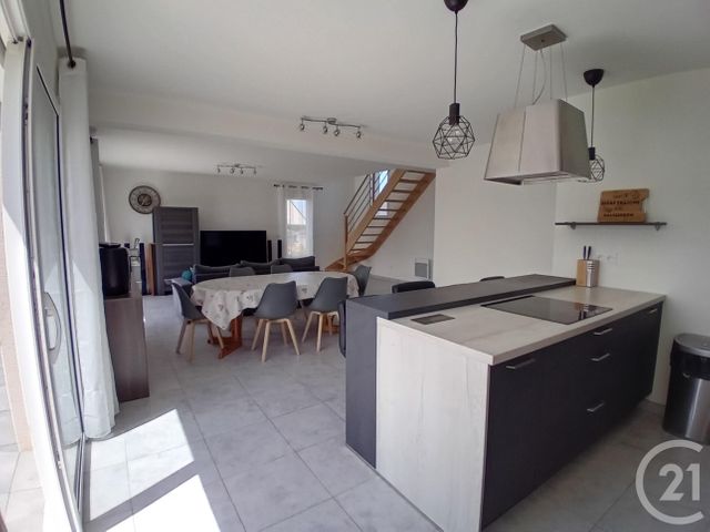 maison à vendre - 6 pièces - 122.0 m2 - GRAYE SUR MER - 14 - BASSE-NORMANDIE - Century 21 Ronco Immobilier