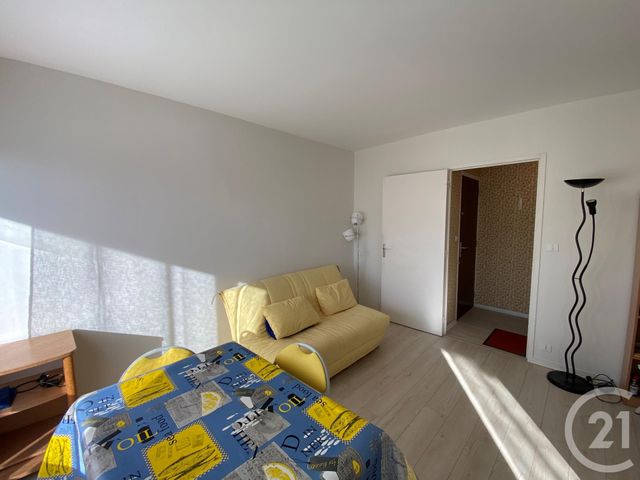 Appartement T2 à vendre - 2 pièces - 31.32 m2 - COURSEULLES SUR MER - 14 - BASSE-NORMANDIE - Century 21 Ronco Immobilier