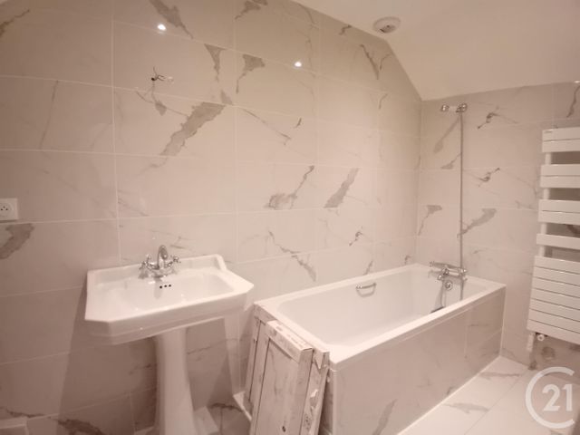 Afficher la photo en grand maison à vendre - 7 pièces - 144.4 m2 - COURSEULLES SUR MER - 14 - BASSE-NORMANDIE - Century 21 Ronco Immobilier