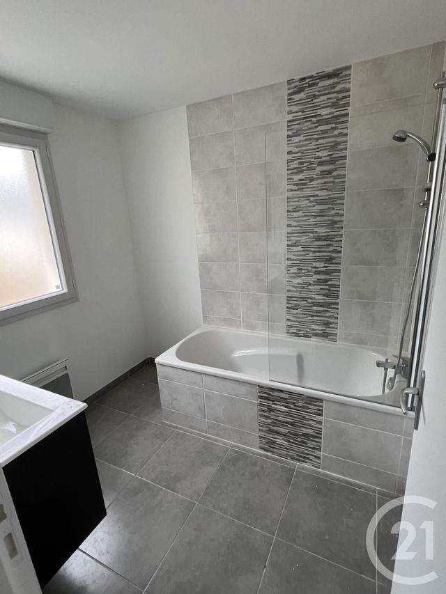 Afficher la photo en grand maison à louer - 5 pièces - 95.73 m2 - BENOUVILLE - 14 - BASSE-NORMANDIE - Century 21 Ronco Immobilier