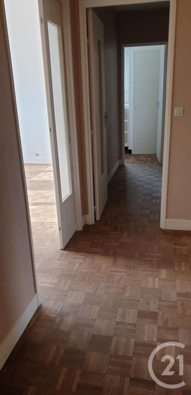 Appartement F2 à louer - 2 pièces - 50.0 m2 - BAYEUX - 14 - BASSE-NORMANDIE - Century 21 Ronco Immobilier