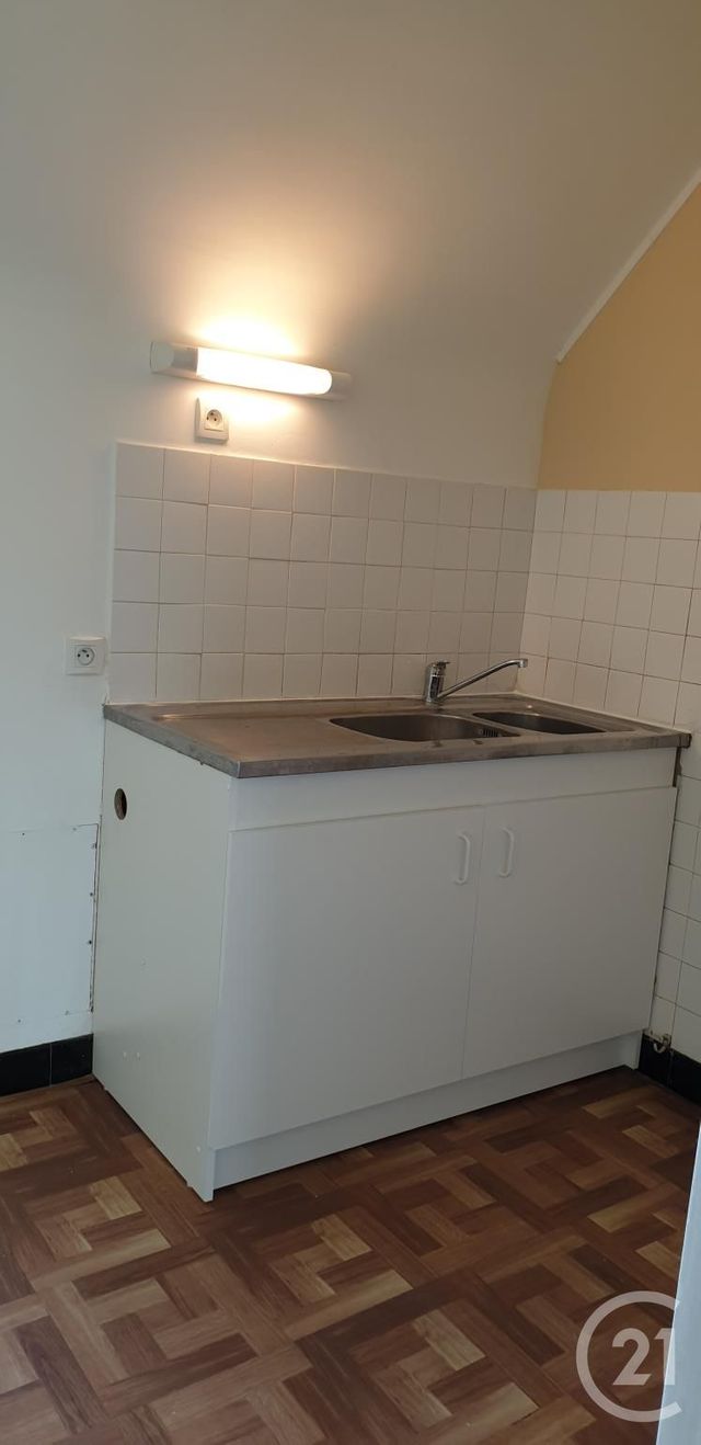 Appartement F2 à louer - 2 pièces - 50.0 m2 - BAYEUX - 14 - BASSE-NORMANDIE - Century 21 Ronco Immobilier