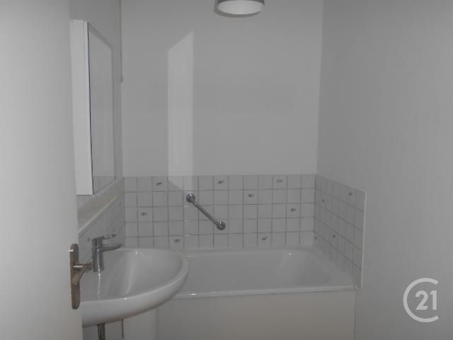 Appartement F2 à louer - 2 pièces - 40.8 m2 - COURSEULLES SUR MER - 14 - BASSE-NORMANDIE - Century 21 Ronco Immobilier