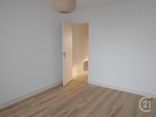 Appartement F2 à louer - 2 pièces - 40.8 m2 - COURSEULLES SUR MER - 14 - BASSE-NORMANDIE - Century 21 Ronco Immobilier