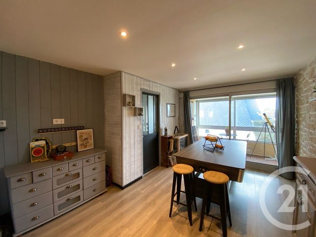Appartement T2 à vendre - 2 pièces - 45.29 m2 - BERNIERES SUR MER - 14 - BASSE-NORMANDIE - Century 21 Ronco Immobilier