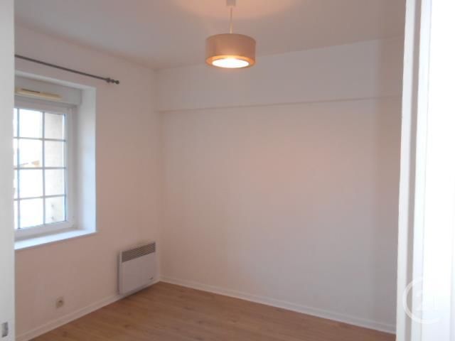 Appartement F2 à louer - 2 pièces - 28.2 m2 - COURSEULLES SUR MER - 14 - BASSE-NORMANDIE - Century 21 Ronco Immobilier