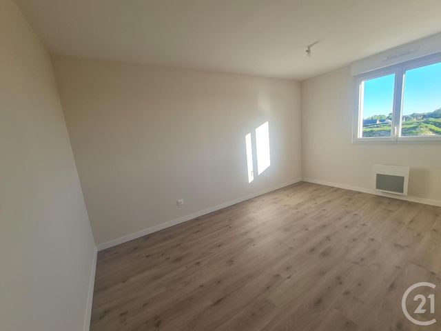 maison à louer - 5 pièces - 96.0 m2 - BLAINVILLE SUR ORNE - 14 - BASSE-NORMANDIE - Century 21 Ronco Immobilier