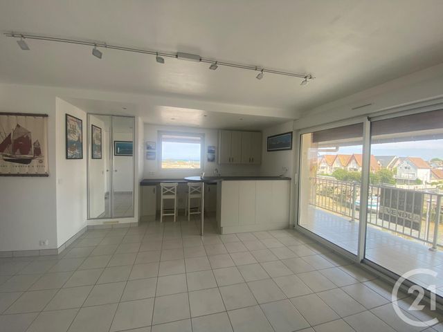 Appartement T2 à vendre - 2 pièces - 43.04 m2 - COURSEULLES SUR MER - 14 - BASSE-NORMANDIE - Century 21 Ronco Immobilier
