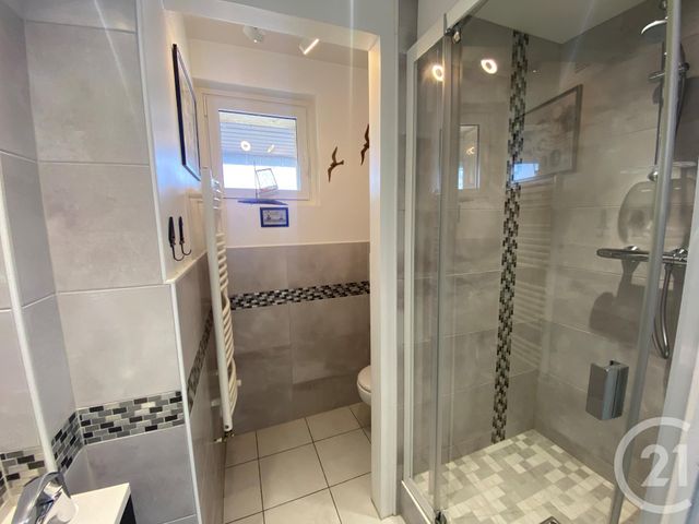 Appartement T2 à vendre - 2 pièces - 43.04 m2 - COURSEULLES SUR MER - 14 - BASSE-NORMANDIE - Century 21 Ronco Immobilier