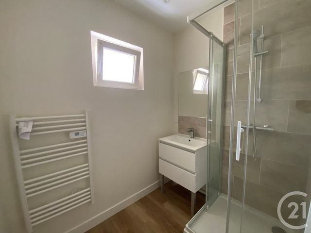 Appartement T2 à vendre - 2 pièces - 61.0 m2 - COURSEULLES SUR MER - 14 - BASSE-NORMANDIE - Century 21 Ronco Immobilier